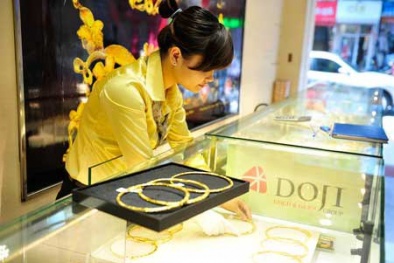 Giá vàng ngày 1-8-2014: Đà lao dốc mạnh khi thiếu lực hỗ trợ